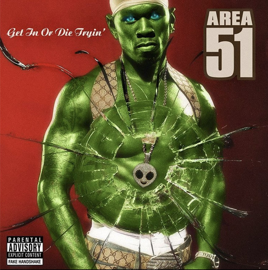 Image d'une infographie imitant un album du rappeur 50 Cent tourée en gag concernant l'événement du raid sur Area 51
